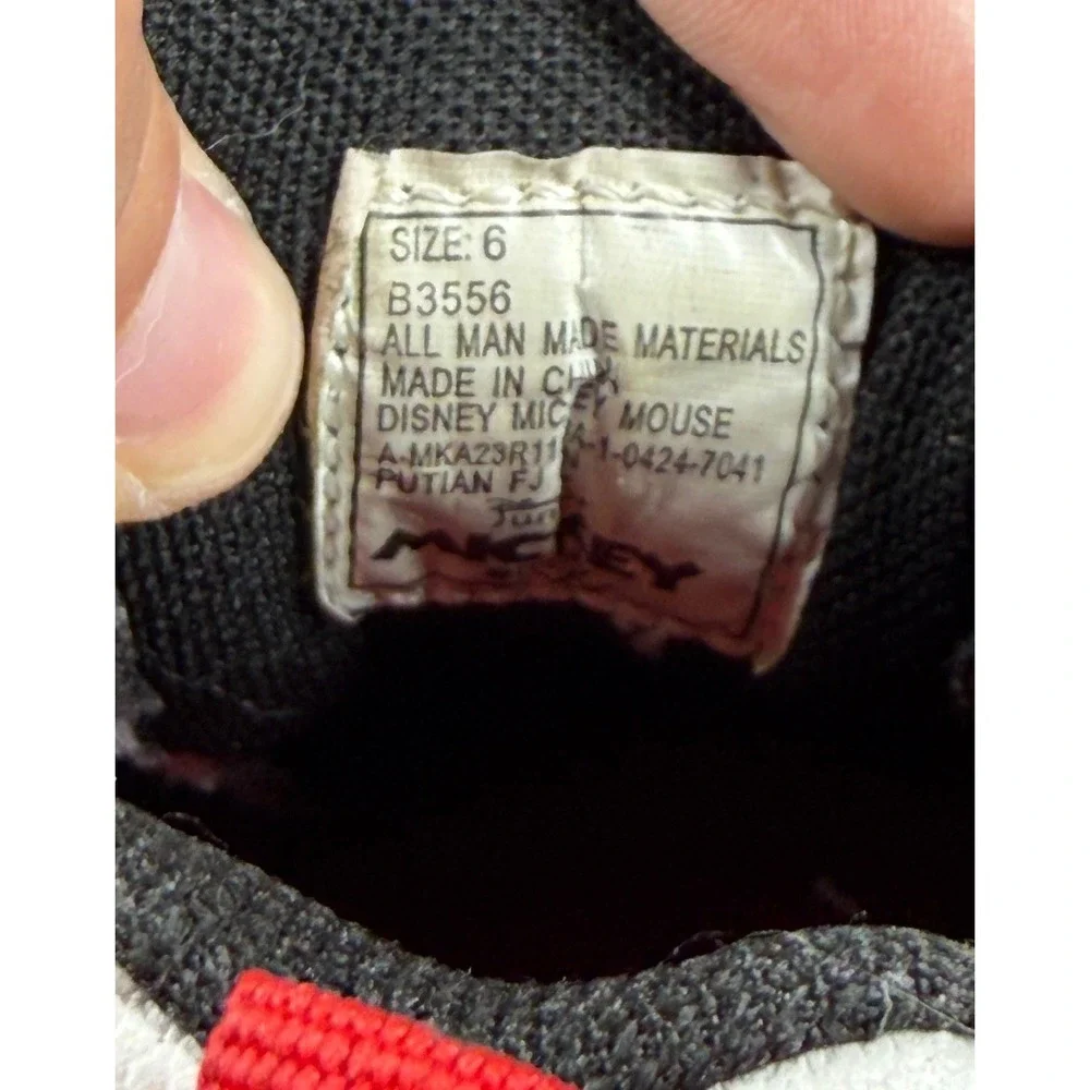 Disney Mickey Mouse Toddler Sneakers Red Black White Strap Shoes Size 6 B3556